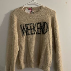 Laurie Belle’s- Weekend Sweater - Lg